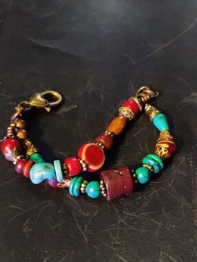 Hand Crafted Turquoise & Red Mixed-Bead Bracelet